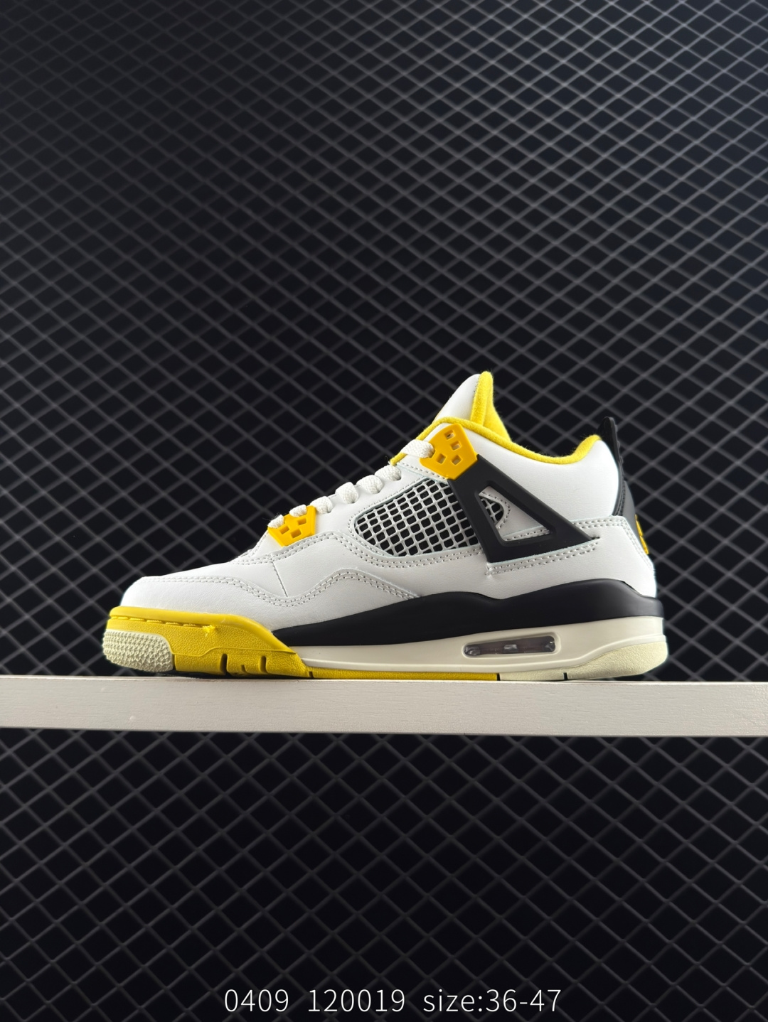 Nike Air Jordan 4 Retro